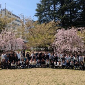 <span class="title">4月もあっという間。総合ビジネス、きらきらの新入生たちです✨</span>